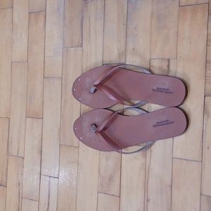 Womens flip flops